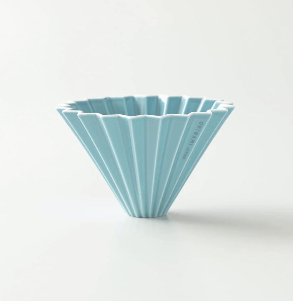 ORIGAMI Origami Dripper, Medium, Turquoise, for 2-4 People, Includes Box and Engraved Label. Holder Sold Separately. (Turquoise) 39.7