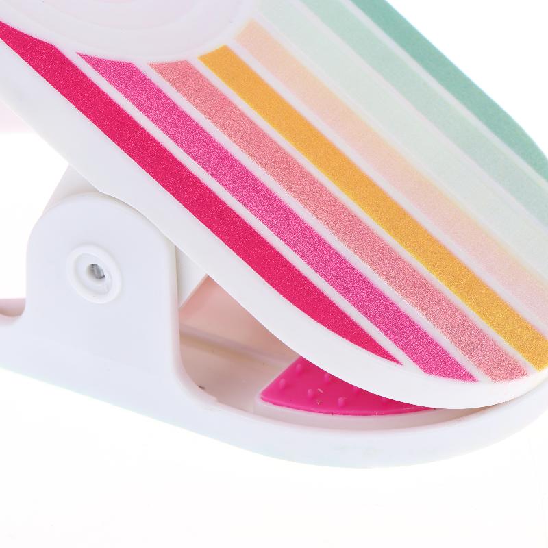 Rainbow Clip On Chair Armrest Cup Holder Portable Anti Slip Plastic Drink Holder Beach Chair Cup Holder For Beach Poolside Patio