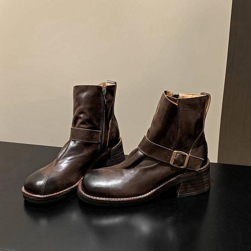 Autumn and winter leather Martin boots solid color medium heel round head large size women's boots side zipper new cowhide thick-soled low boots
