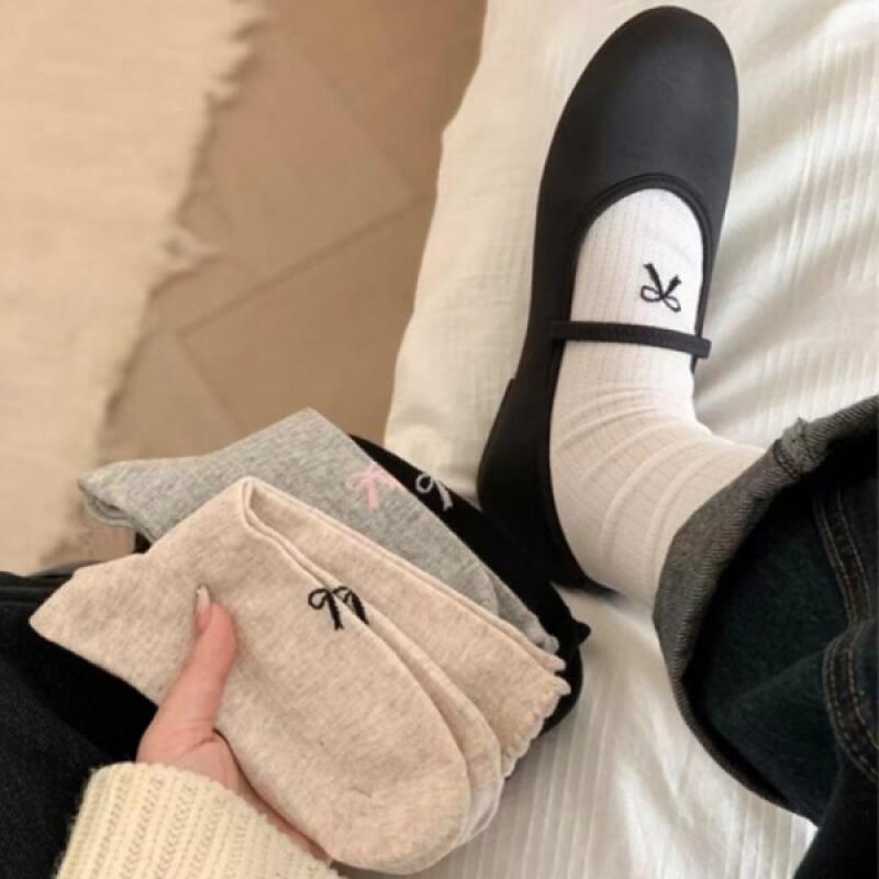 Women s Ribbon Frill Mid-Calf Socks Student Point Socks black