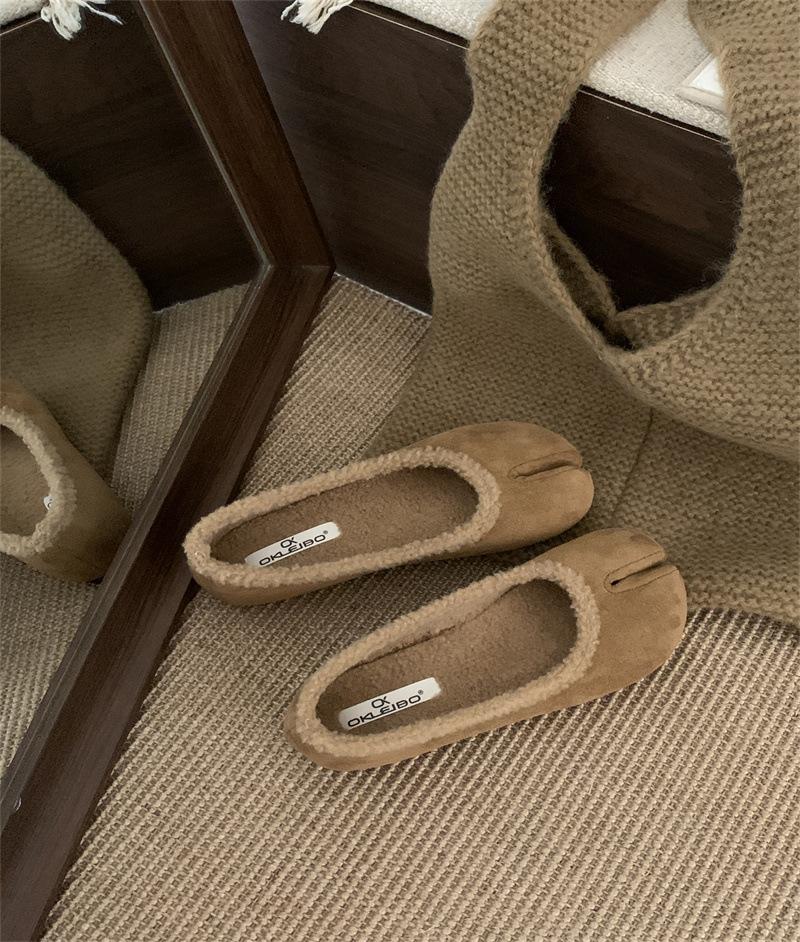 Internet celebrity Mao Mao shoes women wear in autumn and winter 2025 new flat-bottomed one-pedal cotton ladyshoes fashion soft-soled Doudou shoes