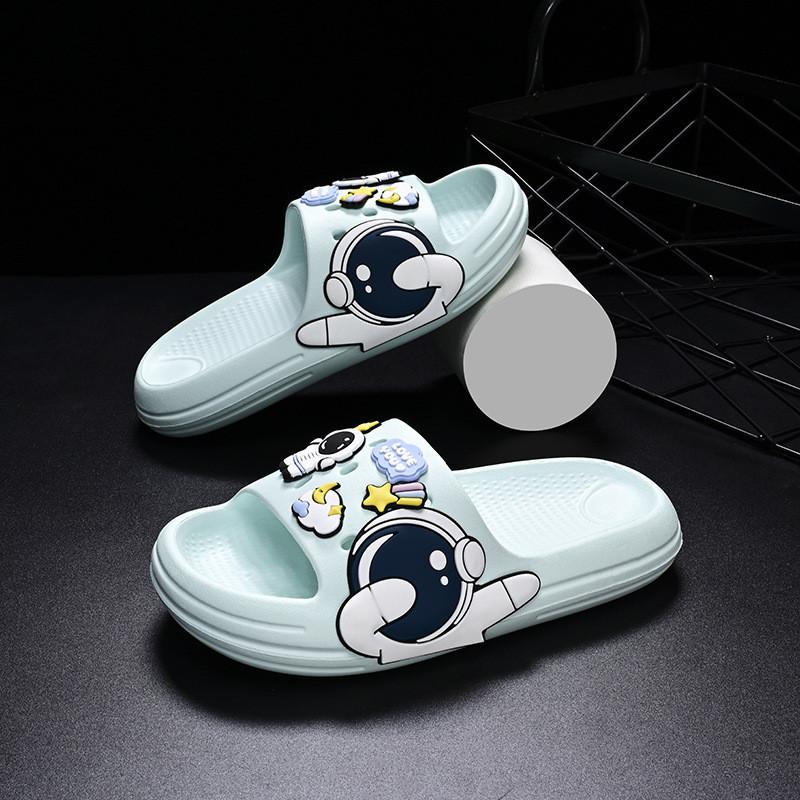 Weiche und bequeme Kinder-Sommerpantoffeln für Jungen und Mädchen, perfekt für zu Hause und den Außenbereich