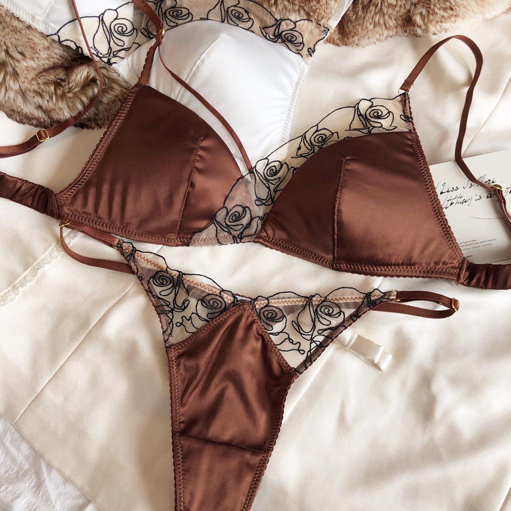 Summer Women Underwear Sexy Lace Embroidery Bra Set French Thin Cup Silken Wireless Bralette Ladies Lingerie Briefs With Thong