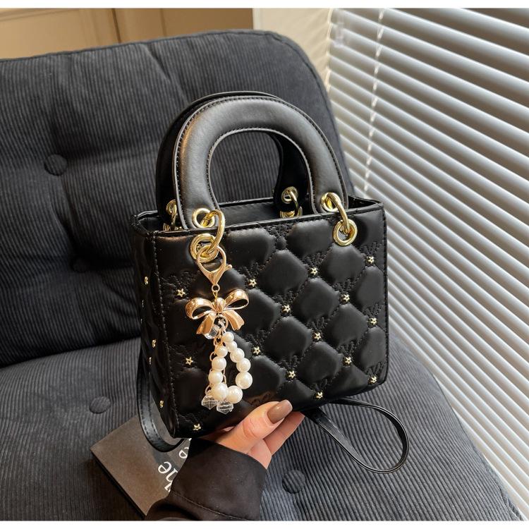 Summer New Style Daphne Bag, Women's Casual Handbag, Niche Quality, Fashionable and Versatile Single Shoulder Messenger Bag