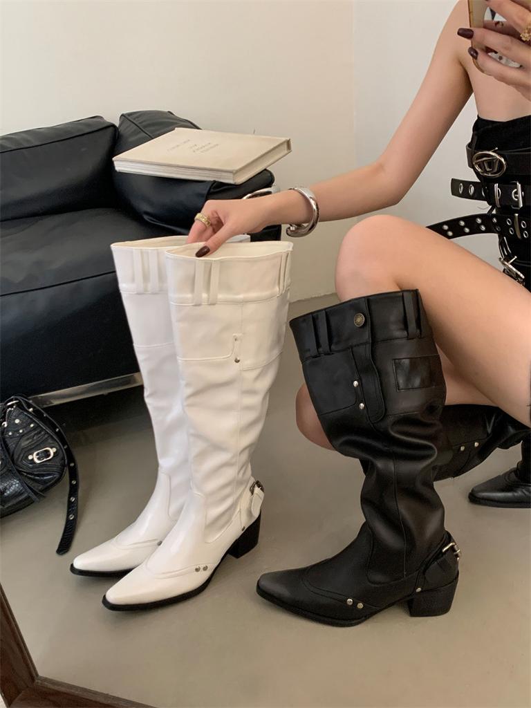 Big tube circumference boots women 2025 autumn and winter spice girls but knee boots pointed thick heel black pile boots women