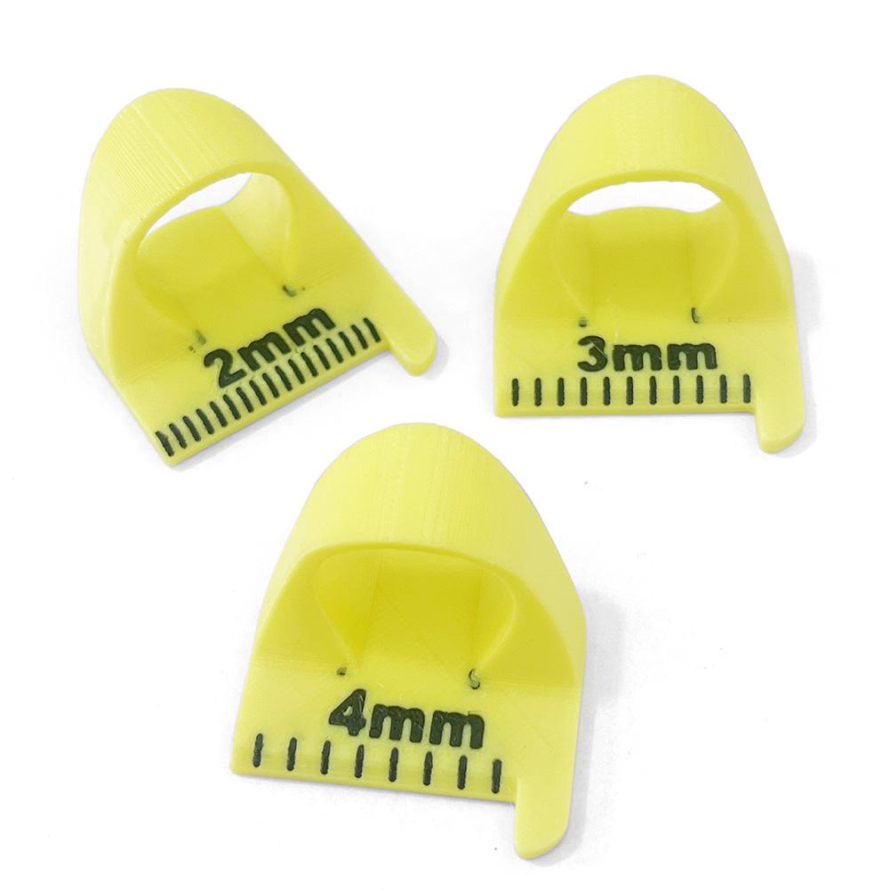 

Edge Sewing Lockranding Tool Multifunctional Mini Sewing Finger Ruler Sewing Needle Gauge Measuring Tool for Beginners & Seniors