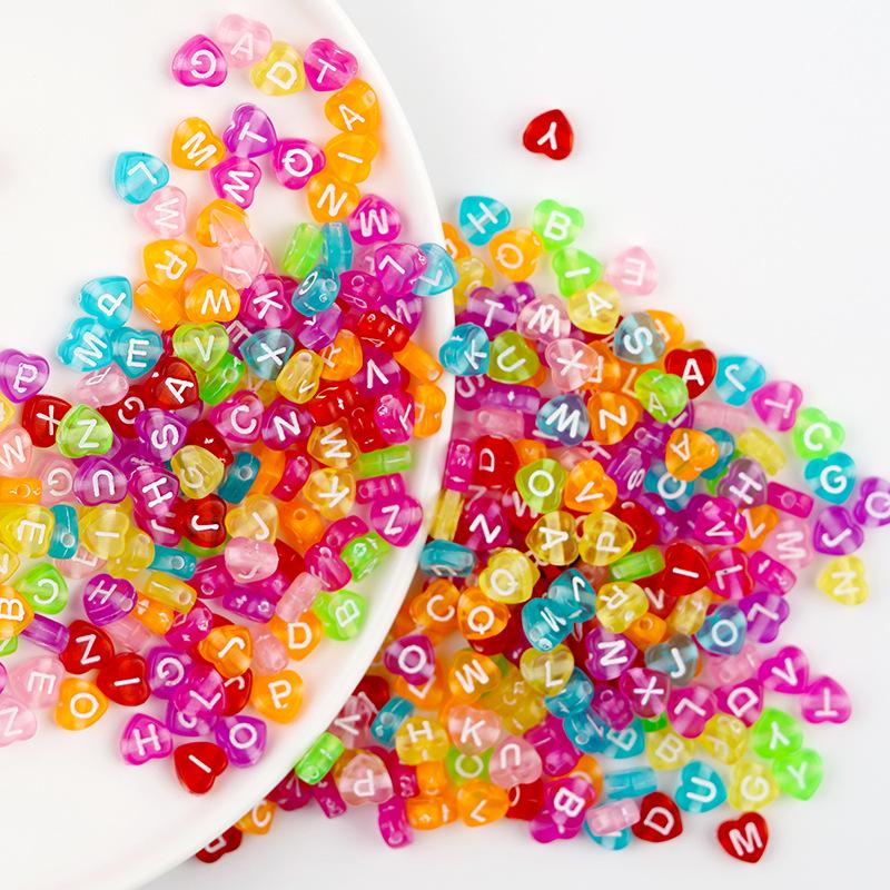 100pcs Colorful Acrylic Alphabet and Heart Beads for Children's Early Education and Crafting