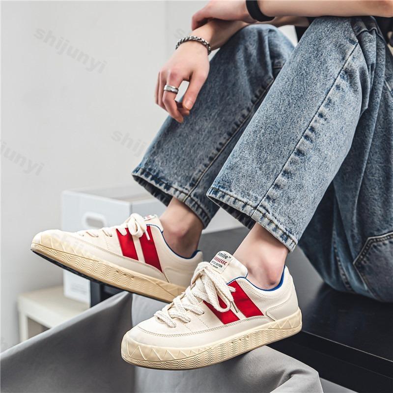 Fashion 2025 Autumn New Low Top Thick Soled Casual Shoes for Men Fashion Trend Versatile Comfortable Non Slip Lace Up Platform sneakers