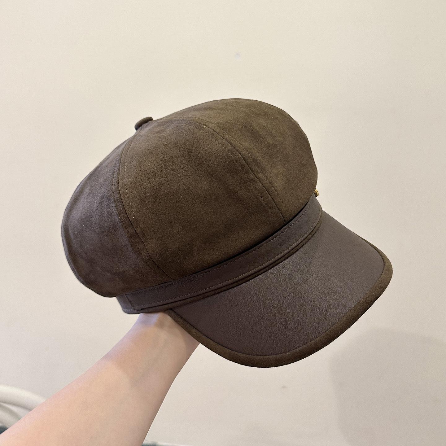 

Женщина в восьмиугольной шляпе на улице носит кепку газетчика с круглым лицом и большой головой.. Это модно M（56-58cm）