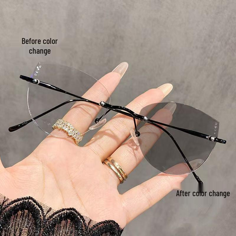 Elegant Rimless Women's Photochromic Myopia Glasses – Ultra-Light, Gold Wire Design for a High-End Fashion Look