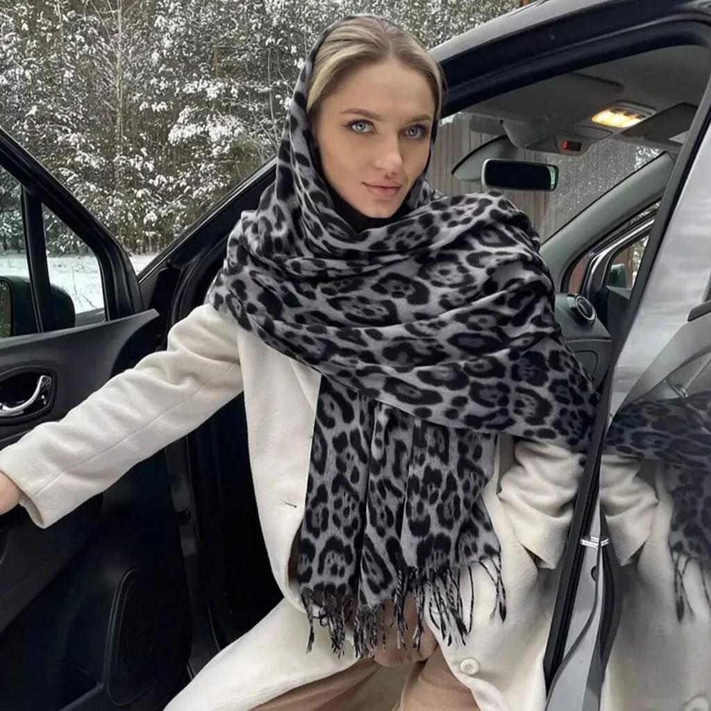 NEW Leopard Scarf for Men and Women Cold resistant and Warm Scarf Elegant and Luxury Women's High Quality Scarf Hot Sale