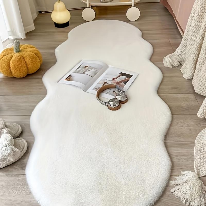 Soft White Faux Rabbit Fur Area Mat, Cozy & Comfortable for Bedroom, Office, or Living Room Decor, Cozy Home Decor | Modern Mat Design