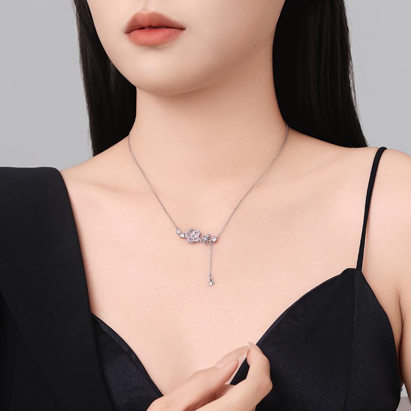 Colar Sob Flores de Cerejeira Design Original Feminino Pingente de Borboleta Moda Versátil Colar Corrente Clavícula