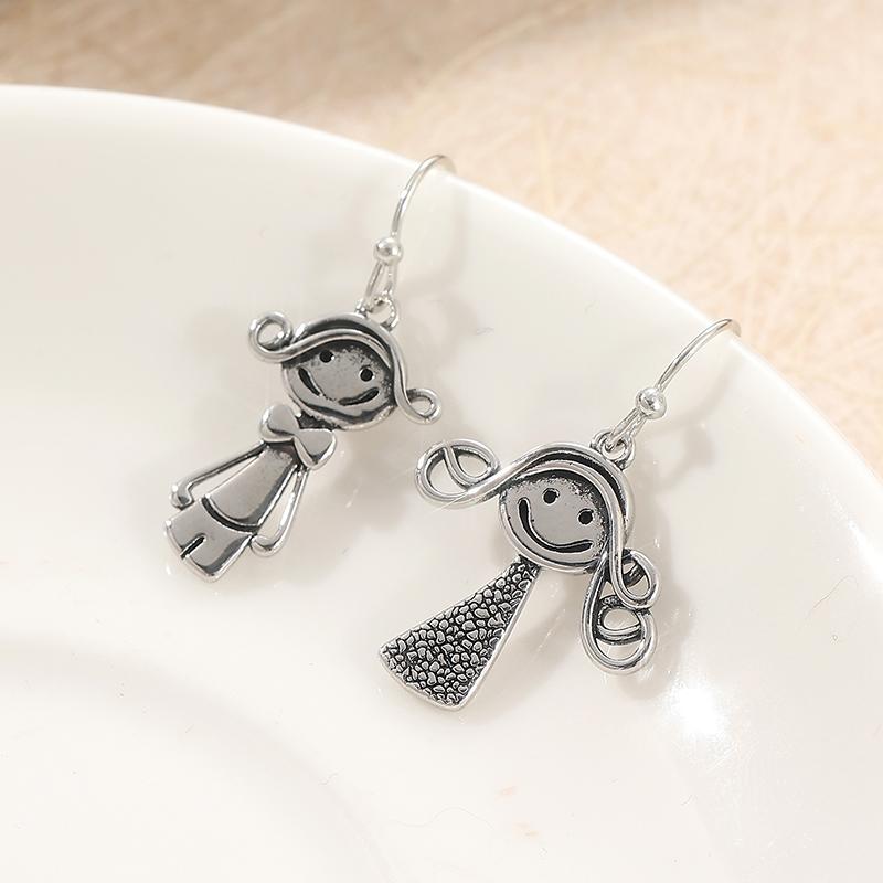 Vintage Silver Color Metal Carving Cute Small Couple Pattern Dangle Earrings for Women Jewelry