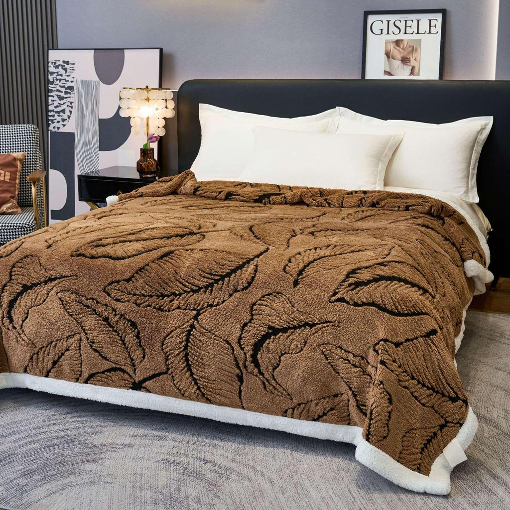 New Double-Layer Leaf Jacquard Lambswool Throw Blanket
