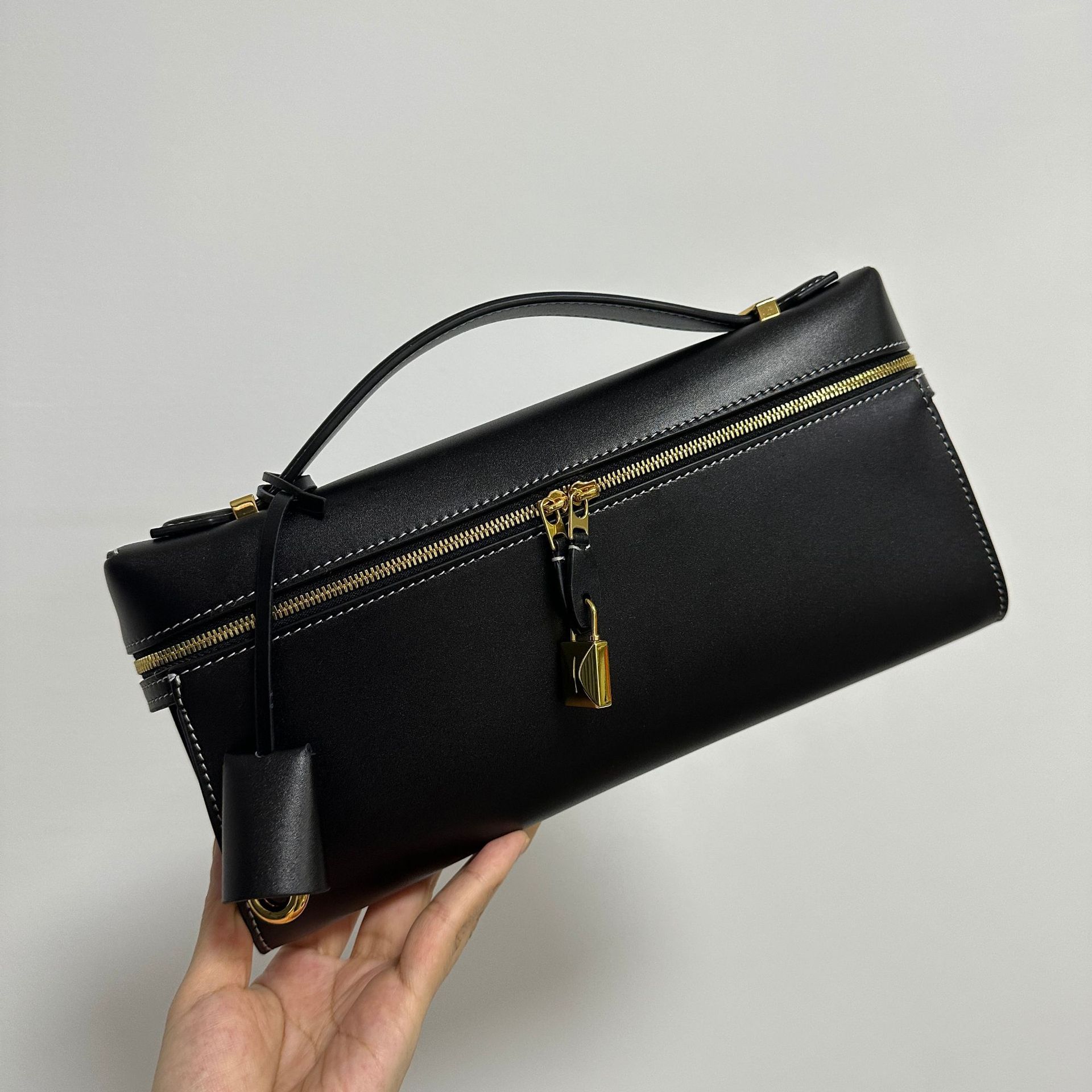 

2025 Нова сумка-бокс для ланчу портативна проста шкіряна жіноча маленька квадратна сумка зі шкіри корови сумка для вечері 29*14*3cm чорний