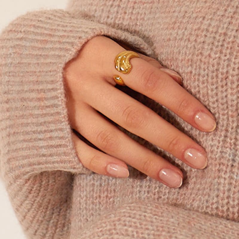 

BOLDIERE R1 [The Light of 6:17pm] gold