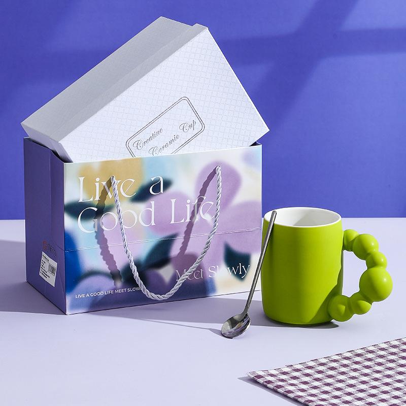 Život je dobrý Kreativní keramický hrnek Suvenýr Dárková taška Hrnek na kávu Hrnek na vodu Vysoký vzhled Dárkový předmět
