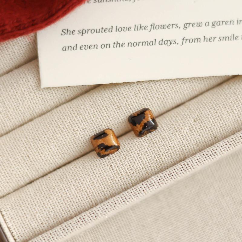 1Pair Heart Square Creativity Stud Earrings For Women Allergy Prevention Piercing Ear Hole Fashion Jewelry