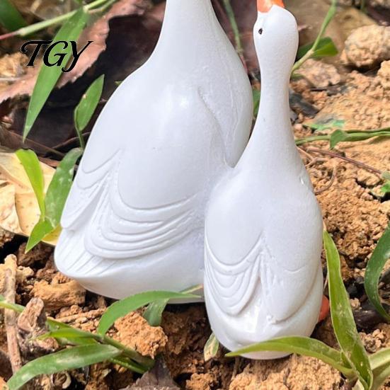 Small Decorative Figures for Indoor Landscaping Double Duck Figurine, Resin Micro Landscape Ornaments, Waterproof Miniature Animal Statues Outdoor