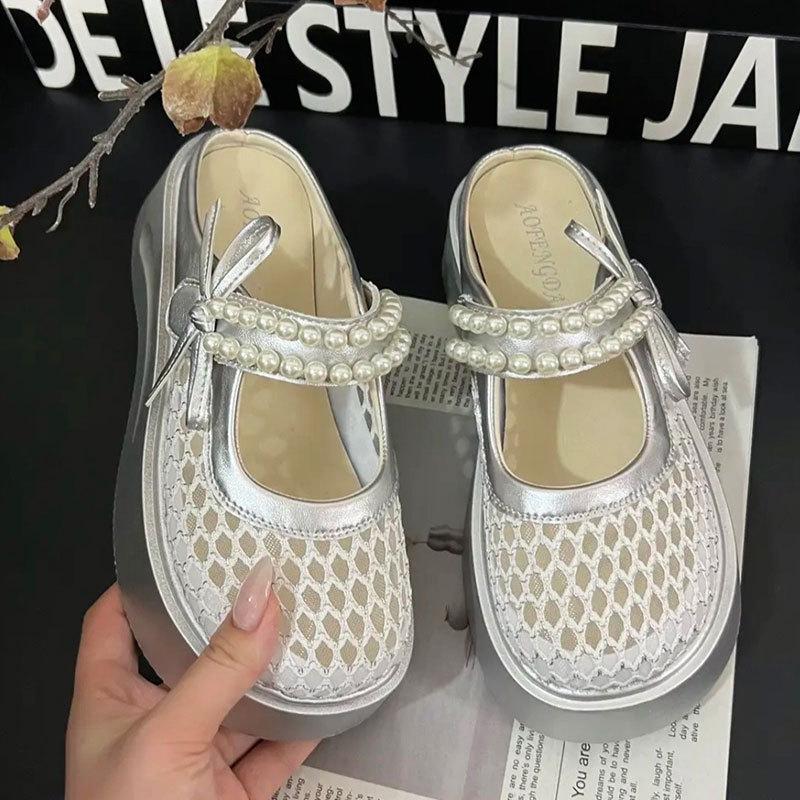 

Fairy Wind Thick Bottom Mesh Breathable Mary Jane Cool Slippers Female 2025 Summer Pearl French Baotou Half Slippers 40