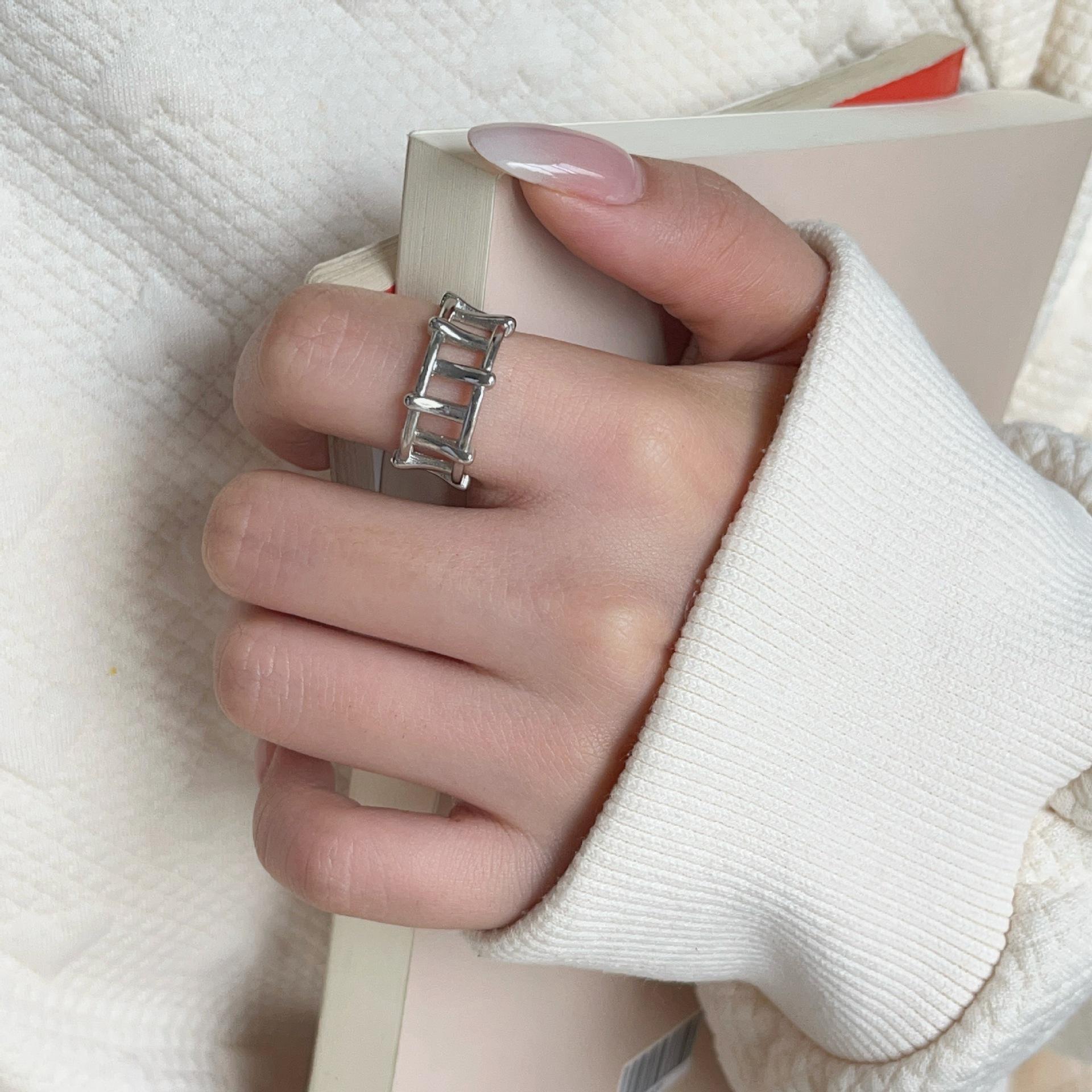Unisex Minimalist Geometric 3D Mesh Ring Adjustable