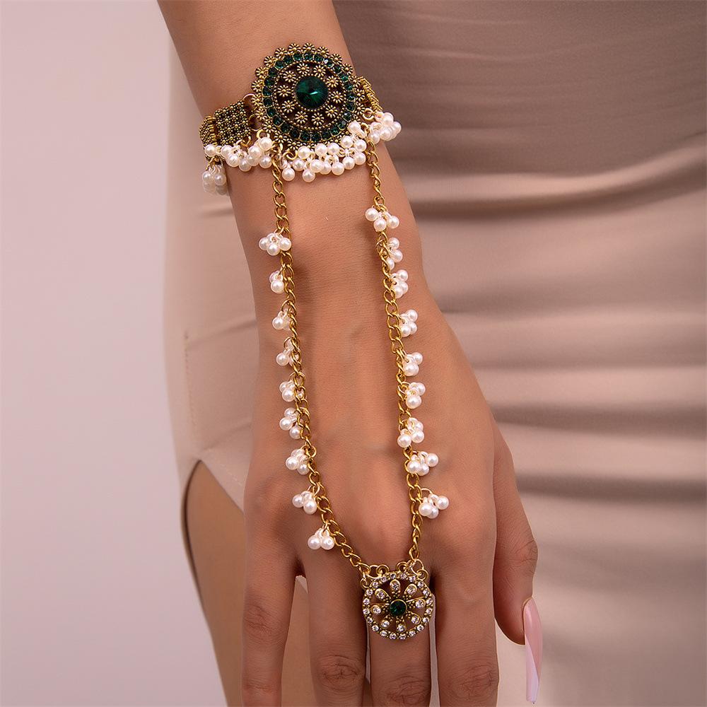 Bracelet Boho Rétro pour Femmes Pièce Unique Couleur Or Cristal Fleur Bague de Doigt Bracelets Zircon Gland Mariage Ethnique Indien Zircon