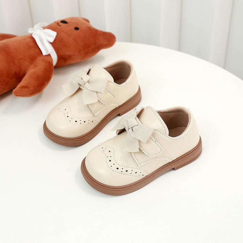 

Girls Leather Shoes Sweet Simple Bows Kids Princess Shoes Retro British Style 2025 New Children Flat Shoes Soild Color Non-slip 20 бежевий
