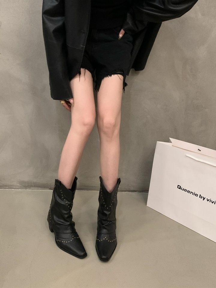 Coarse heel pointed western cowboy boots women's boots 2025 new thin short boots spring and autumn single boots brown Martin boots