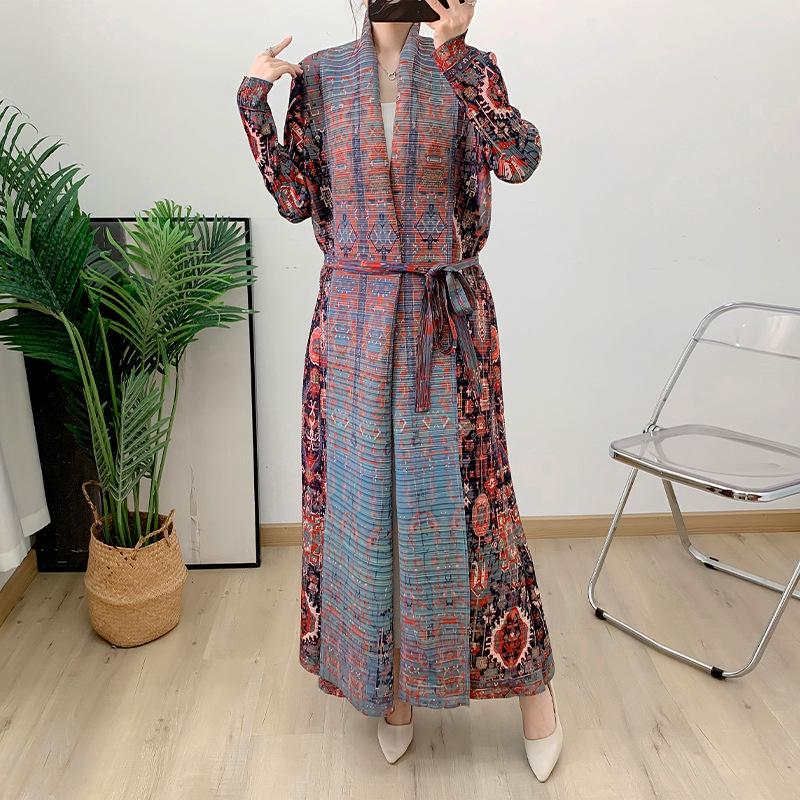Women's Long Pleated Tie-Waist Evening Robe - 2024 Autumn/Winter Middle Eastern Dubai Style