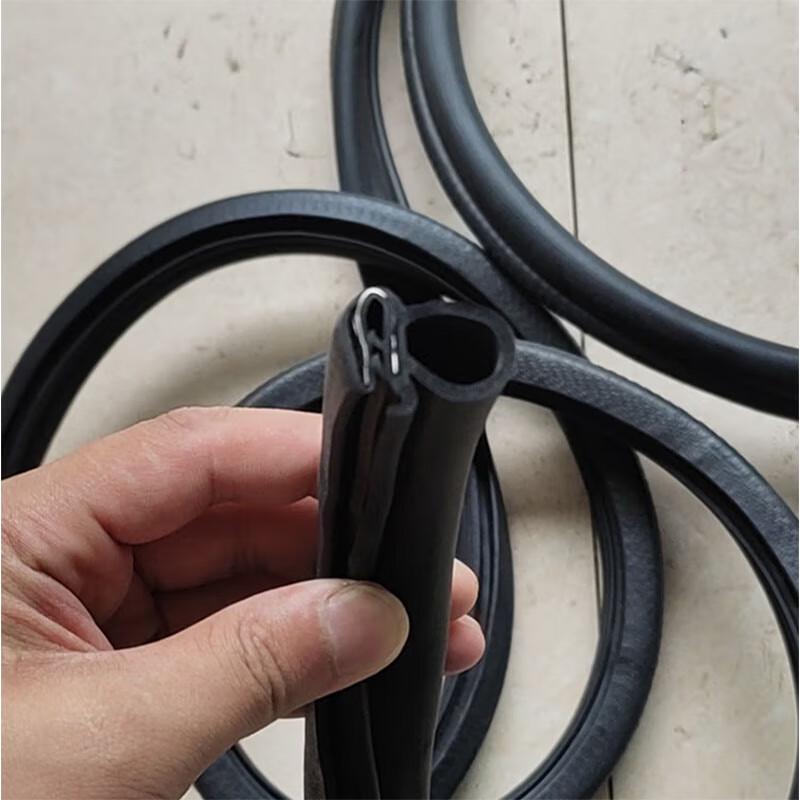 Iveco NJ2046 Ambulance Door Frame Seal Strip