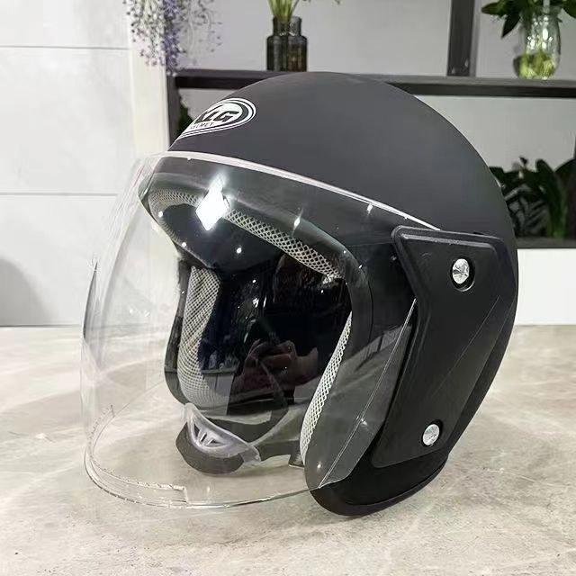 Unisex Electric Bike Helmet: Warm & Windproof Full-Face with Anti-Fog for Autumn/Winter Riding