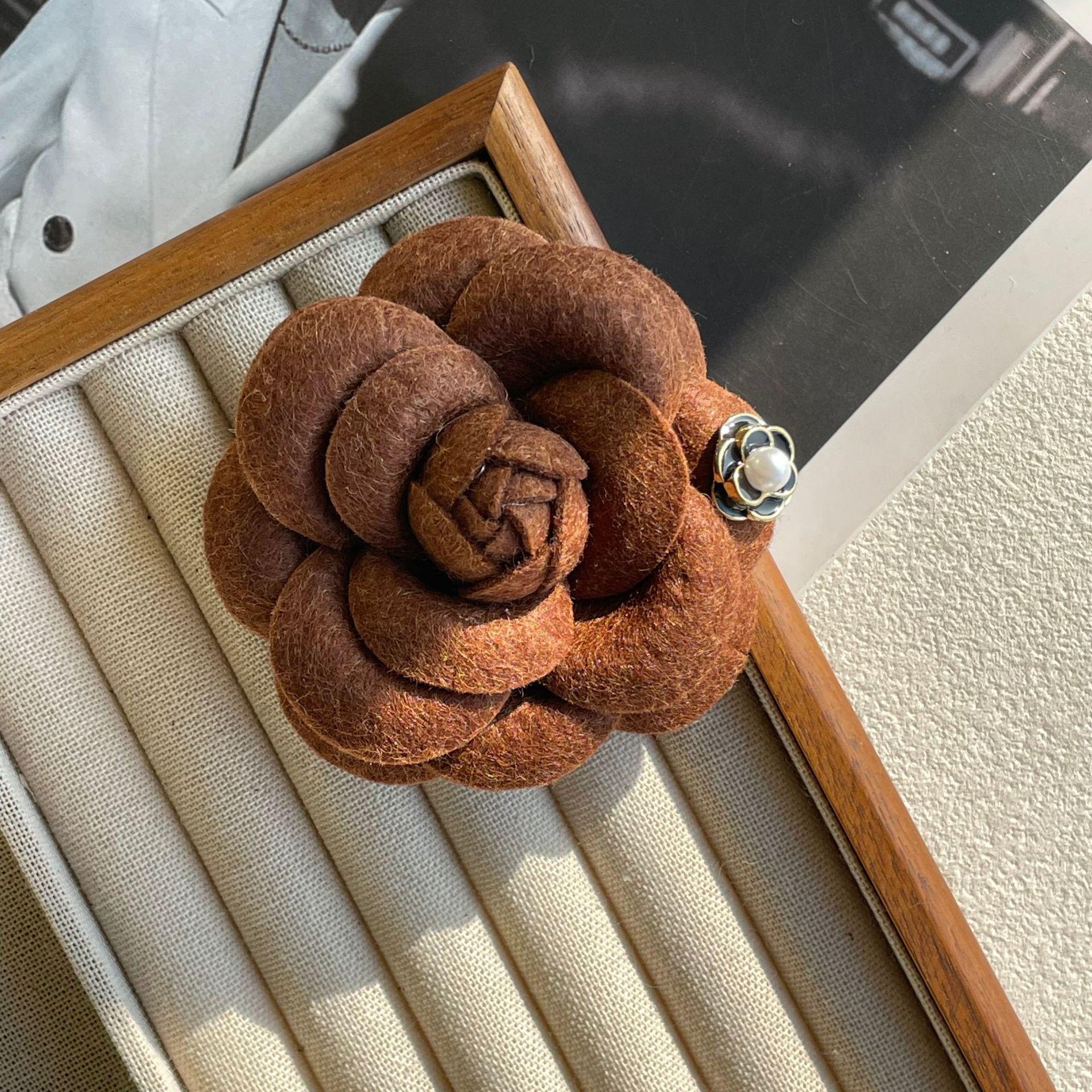 Elegant French Camellia Brooch for Women - Luxurious Fabric Flower Pin for Autumn/Winter Coats