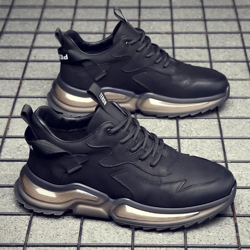 Sapatos masculinos casuais ao ar livre Tênis esportivos Homens 2025 Nova moda Outono Tendência Juventude Sola macia Preto Sapatos masculinos da moda Tamanho 38-44