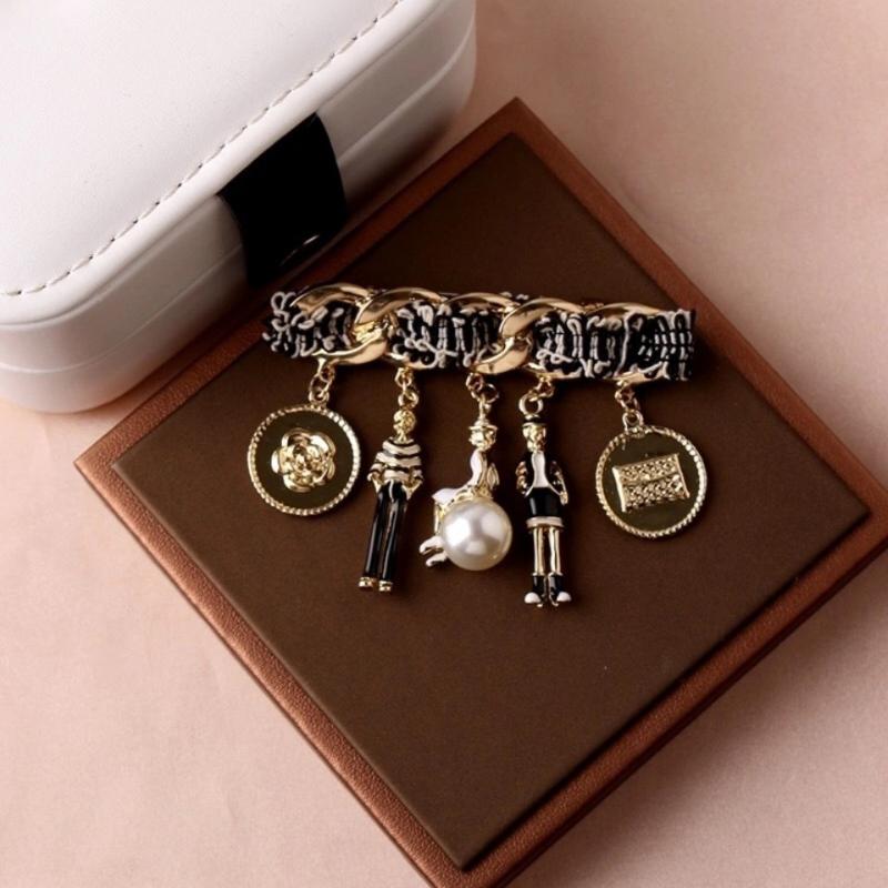 1Pcs Vintage Pearl Brooch For Women'S Clothing Pearl Brooch Gift For Girl Friend Accessories For Jewelry