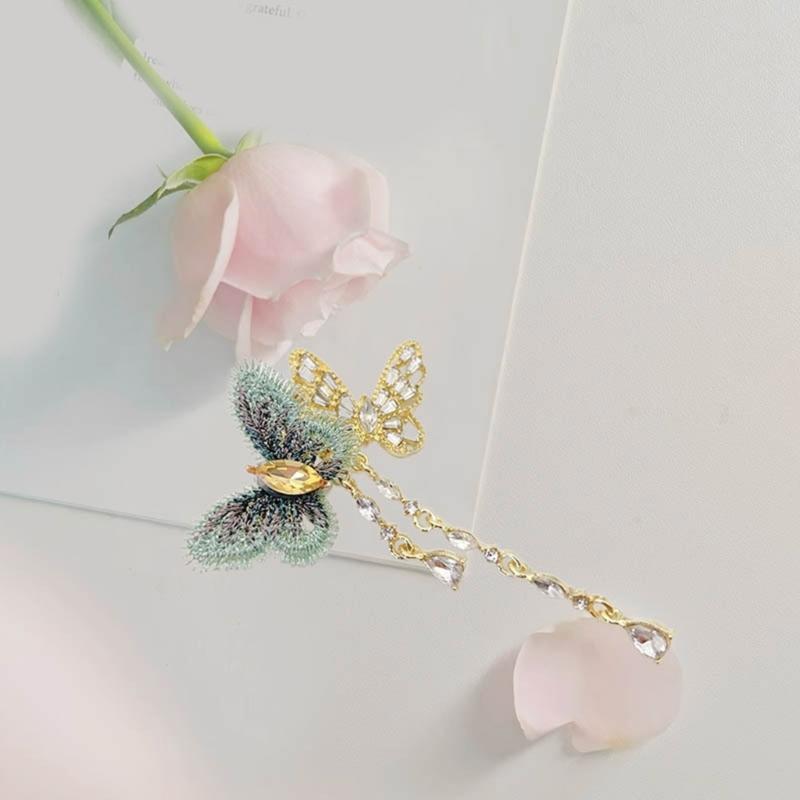 Sparkling Rhinestones Butterfly Tassels Brooch Animal Theme Lapel Badge Handmade Party Wear Decoration For Adults