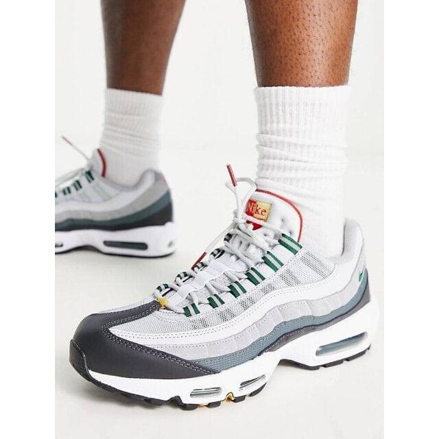 

Базовые кроссовки Nike Air Max 95 из чистой платины и зеленого цвета