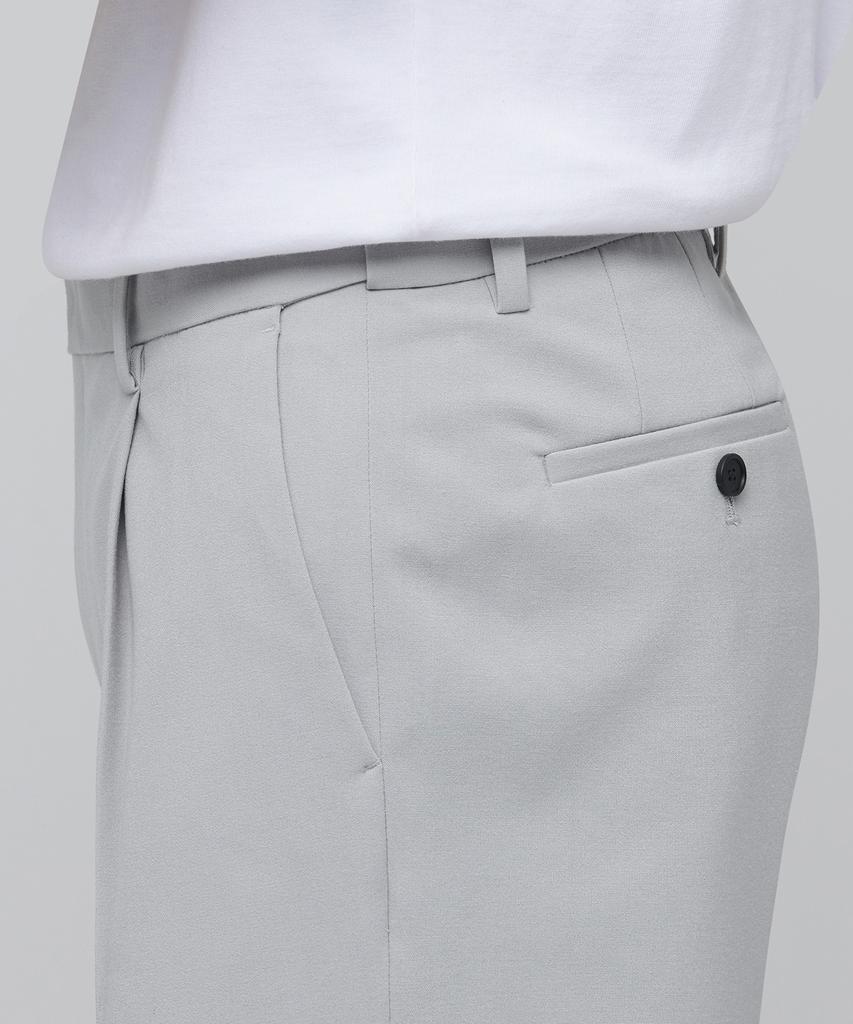 Musinsa Standard Lightweight Hidden Banding Half Slacks [Light Gray]