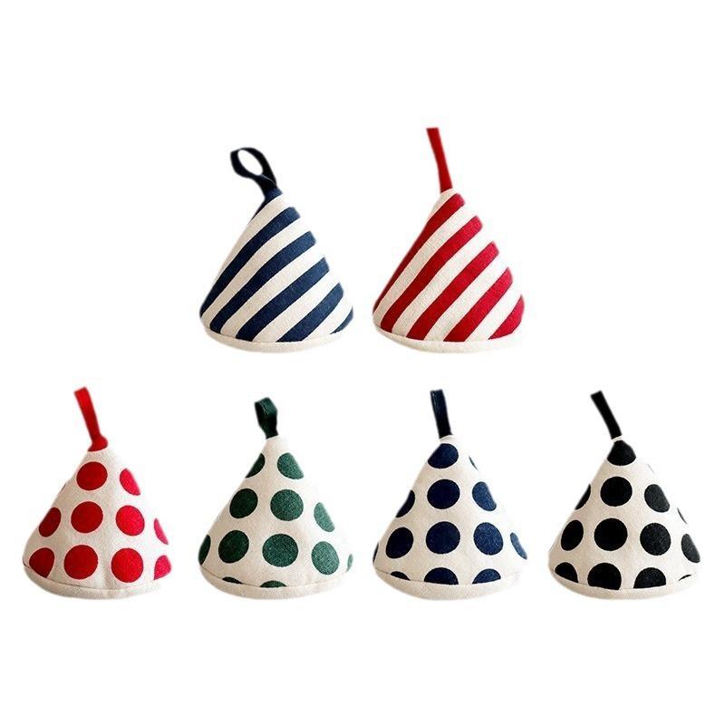 Cotton Linen Polka Dot Triangular Pot Handle Holders Heat Insulation Hanging Loop Perfect For Kitchen Cooking Baking