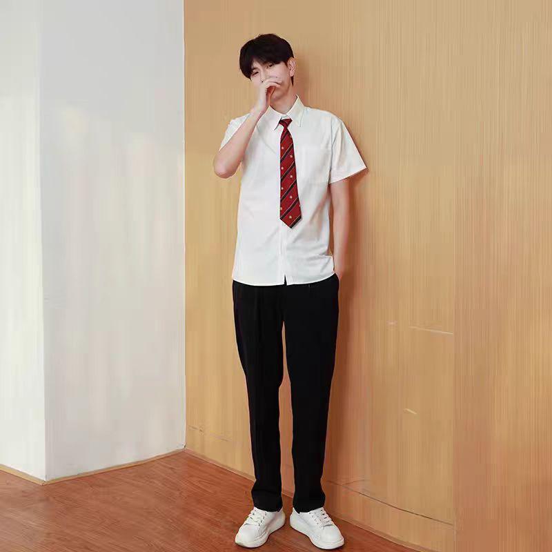 

Випускна форма для 5-6 класів та старшої школи - Академічний стиль для поетичних читань та хорових виступів XXXL