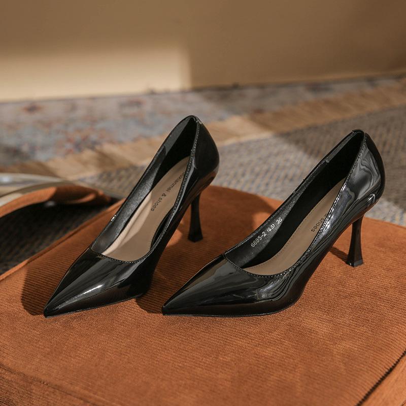 - Korean Version of Versatile High Heels for Women, Sexy Bright Patent Leather Pointed Thin Heels, New Temperament Commuting Light Mouth Single Shoes