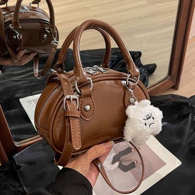 Bag Women's Messenger Bag New Autumn and Winter Niche Design Retro Versatile Shoulder Bag Hand Bag