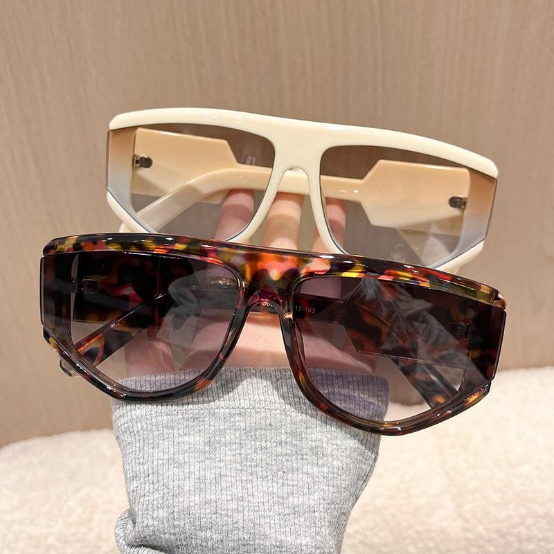 Vintage Luxury Brand Designer Oversized Pilot Sunglasses for Women Men Shades Big Frame Windproof Popular Punk Sun Glasses UV400