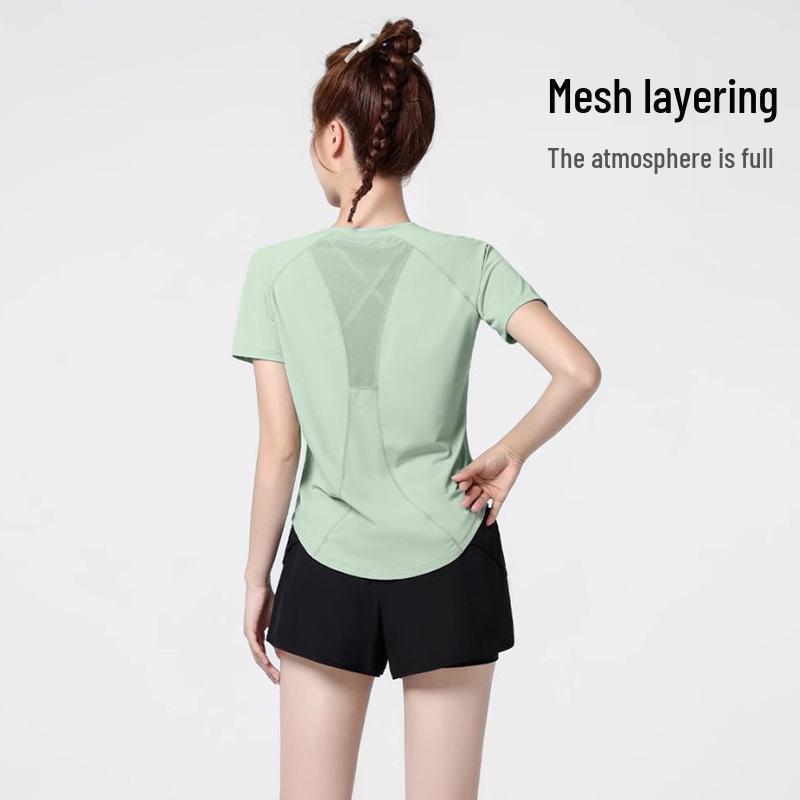 Plus Size Quick-Dry Loose Fit Yoga & Sports Suit: Elastic Short Sleeve T-Shirt & Shorts