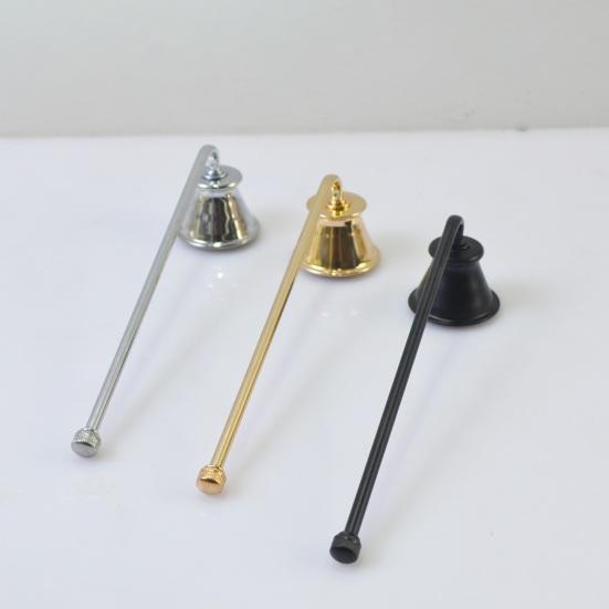 أداة إطفاء الشموع من الفولاذ المقاوم للصدأ على شكل بوق أداة إطفاء أنيقة على الطراز الأمريكي غطاء فتيل مقاوم للصدأ لإطفاء لهب الشمعة