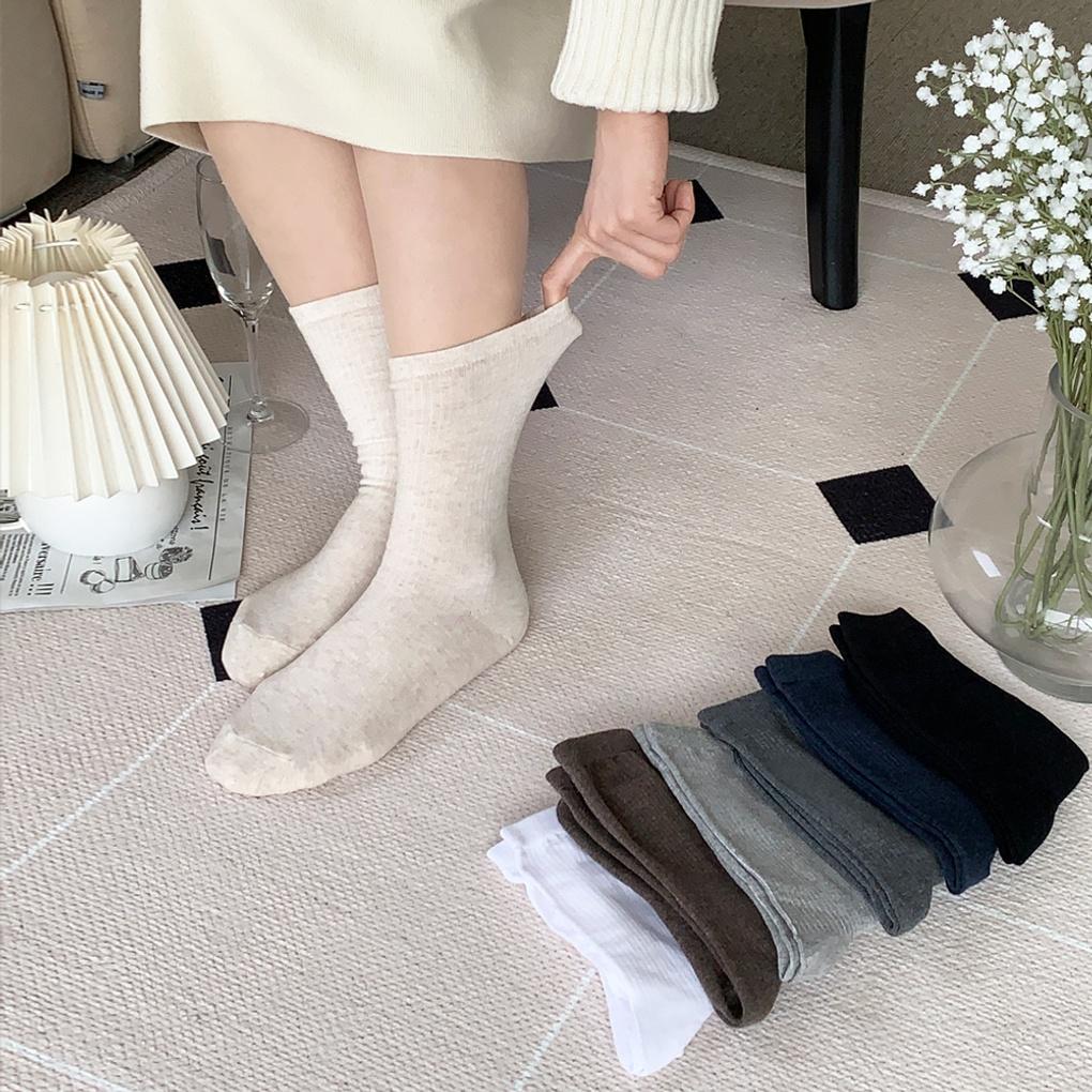 4 Pairs of Women's 4-season Bone Socks