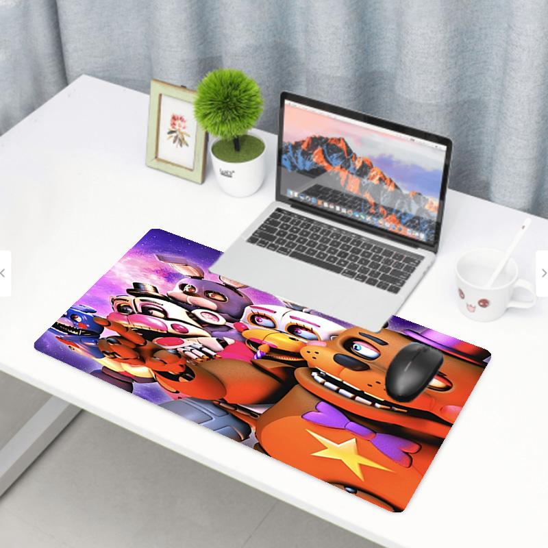 Ποντικοουαλί Five Nights at Freddy's, Αντιολισθητικό Χαλάκι Επιφάνειας για Πληκτρολόγιο PC Laptop, για Gaming Εργασία Καθημερινή Χρήση, Δροσερό Δώρο Έκπληξη για Γιορτές