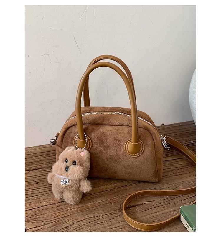 

2025 new niche design hand-held shell bag retro foreign style one-shoulder crossbody bag commuter bag