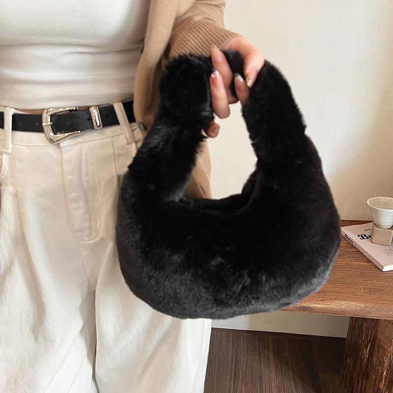Autumn and Winter Fashion Handbag Small Bag Women's 2025 New Plush Bag Niche High-end Fluff Bucket Bag