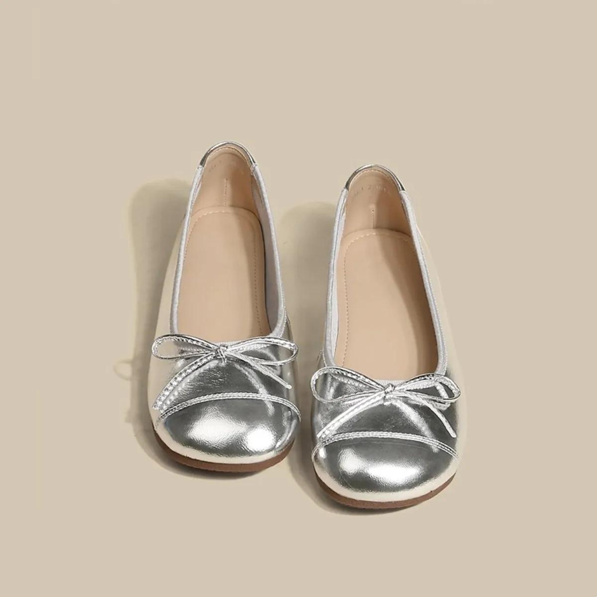 

Туфли-балетки Весна и Осень Новые Туфли Женские с Квадратным Носком Легкие Балетки с Мелким Вырезом Нежный Стиль Мэри Джейн 40 серебряный